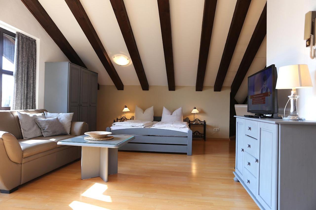 Ferienwohnung Alpspitznest Гармиш-Партенкирхен Экстерьер фото