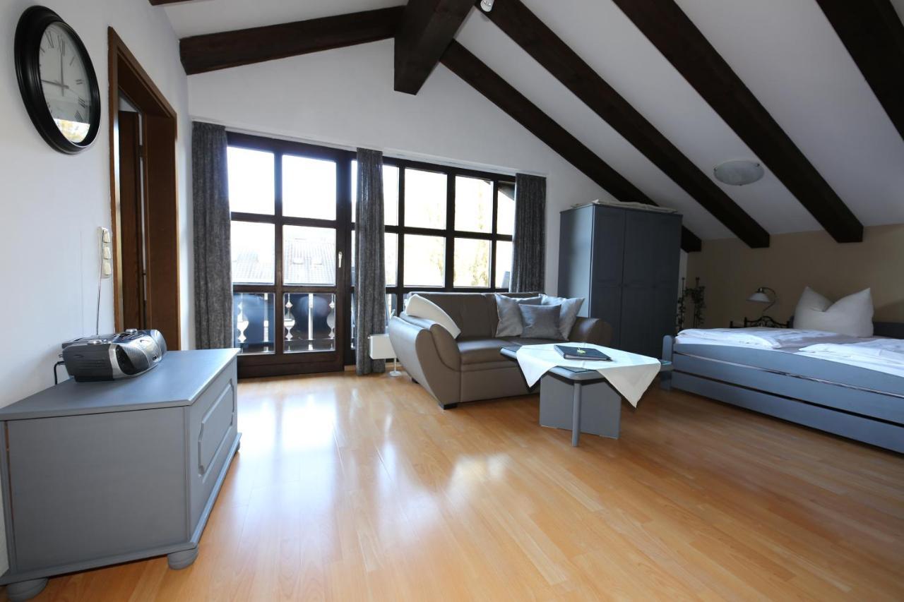 Ferienwohnung Alpspitznest Гармиш-Партенкирхен Экстерьер фото